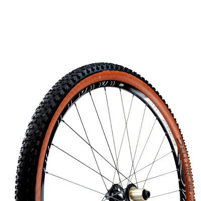 PNEU VTT 29X2.10 TS DELI BIG KNIGHT ANTI-CREVAISON 1.3MM NOIR/MARRON TAN SA-258 (54-622)