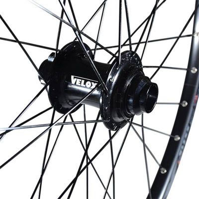 ROUE VTT 27.5" AV JANTE NOIR MACH1 KLIXX TUB.READY. MOYEU DISQUE 6T AXE TRAVERSANT 20X110