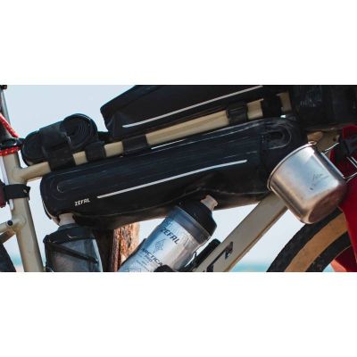 Sacoche de Cadre Vélo Gravel Zéfal Z Adventure C3 Noir 3.3L Fermeture Etanche