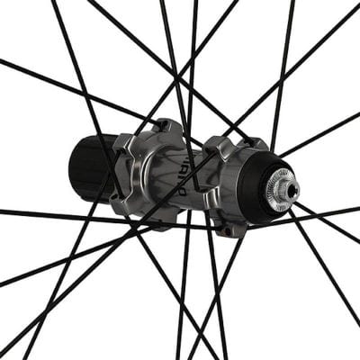 Roue Route 700 Arrière Blocage Jante Noir Shimano RS500 Tubeless 10/11V.