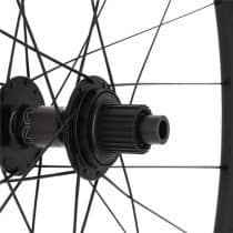 Roue VTT 27.5" Arrière Shimano K7 Jante Noir SH MT601 Centerlock 12V Micro Spline Travers Boost 12X148